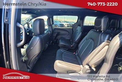 2027 Chrysler Pacifica PACIFICA SELECT