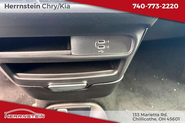 2027 Chrysler Pacifica PACIFICA SELECT