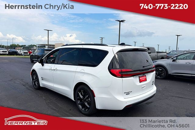 2027 Chrysler Pacifica PACIFICA SELECT