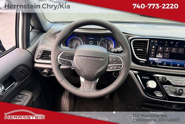 2027 Chrysler Pacifica PACIFICA SELECT