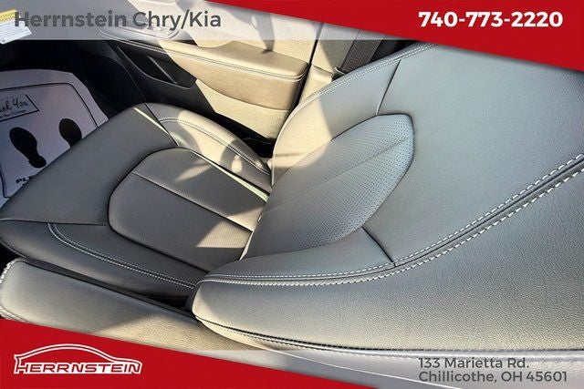 2026 Chrysler Voyager VOYAGER LX