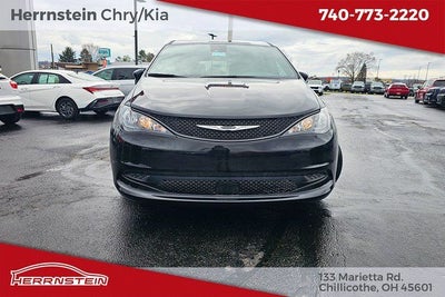 2026 Chrysler Voyager VOYAGER LX