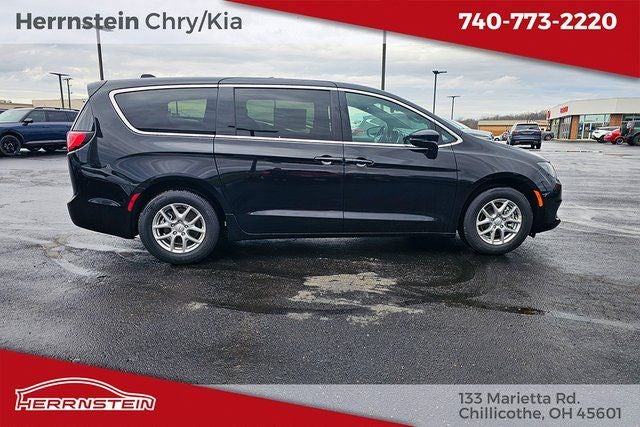 2026 Chrysler Voyager VOYAGER LX