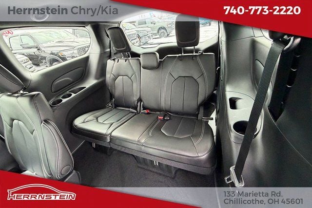 2026 Chrysler Voyager VOYAGER LX