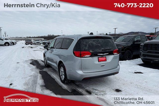 2026 Chrysler Voyager VOYAGER LX