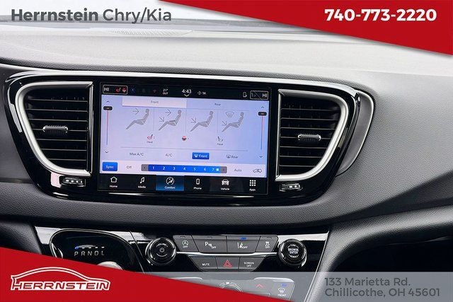 2026 Chrysler Voyager VOYAGER LX