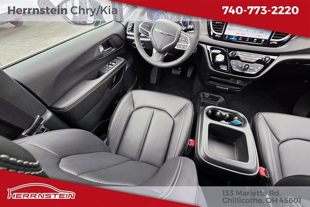 2026 Chrysler Voyager VOYAGER LX