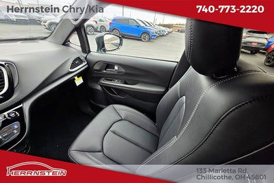 2026 Chrysler Voyager VOYAGER LX