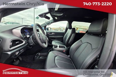 2026 Chrysler Voyager VOYAGER LX