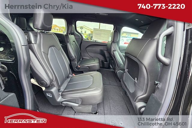 2026 Chrysler Voyager VOYAGER LX