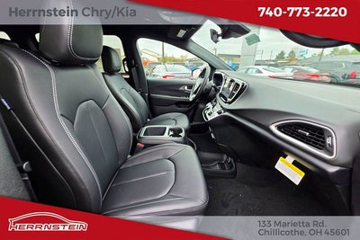 2026 Chrysler Voyager VOYAGER LX