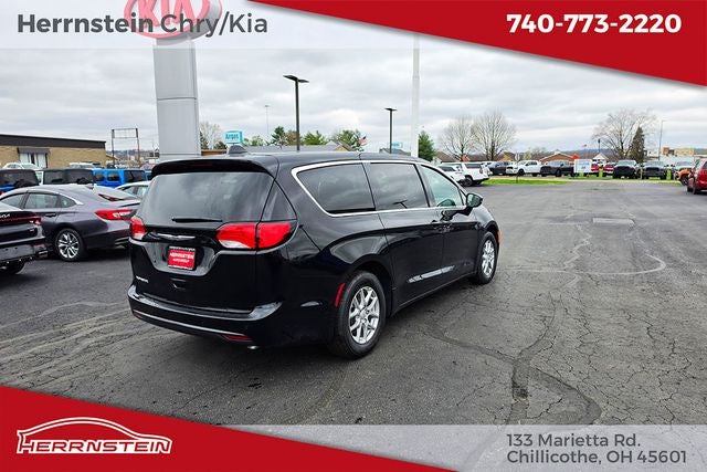 2026 Chrysler Voyager VOYAGER LX