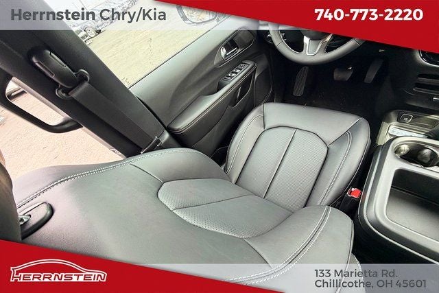 2026 Chrysler Voyager VOYAGER LX