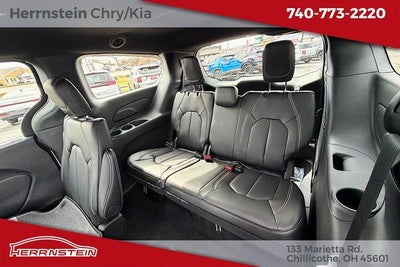 2026 Chrysler Voyager VOYAGER LX