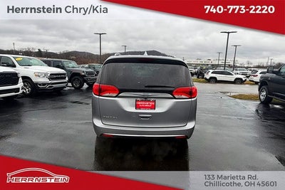 2018 Chrysler Pacifica Touring L Plus