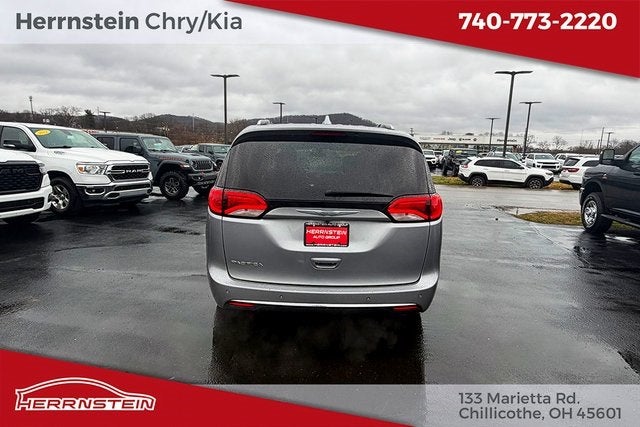 2018 Chrysler Pacifica Touring L Plus