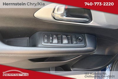 2020 Chrysler Pacifica Touring