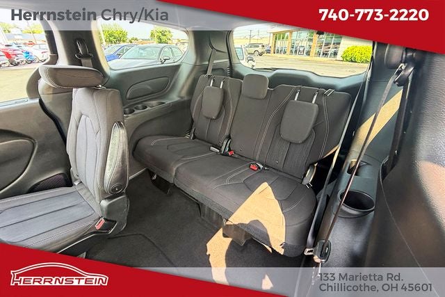 2020 Chrysler Pacifica Touring
