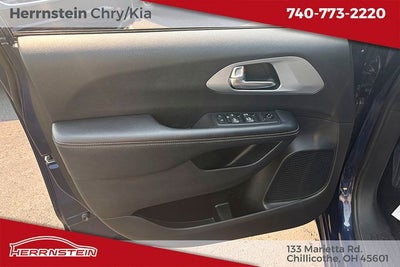 2020 Chrysler Pacifica Touring