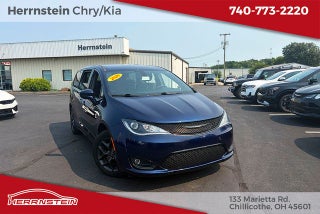 2020 Chrysler Pacifica Touring