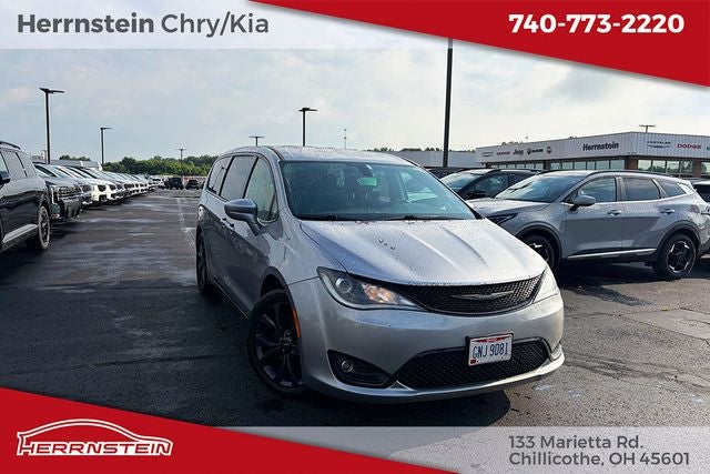2018 Chrysler Pacifica Touring Plus