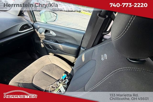 2018 Chrysler Pacifica Touring Plus