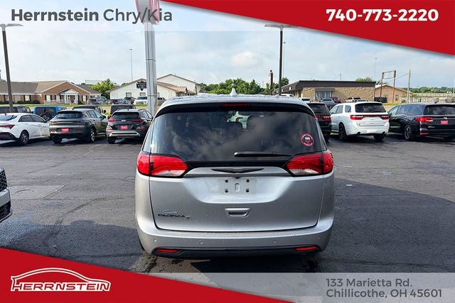 2018 Chrysler Pacifica Touring Plus