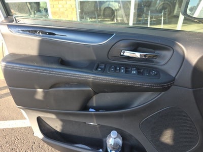 2017 Dodge Grand Caravan SE Plus