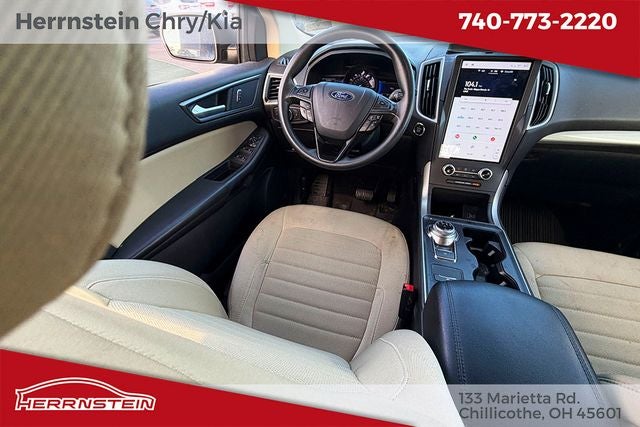 2022 Ford Edge SE
