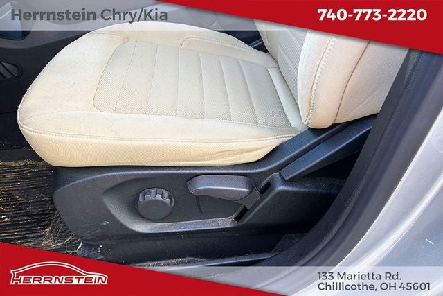 2022 Ford Edge SE