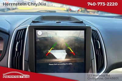 2022 Ford Edge SE
