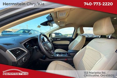 2022 Ford Edge SE