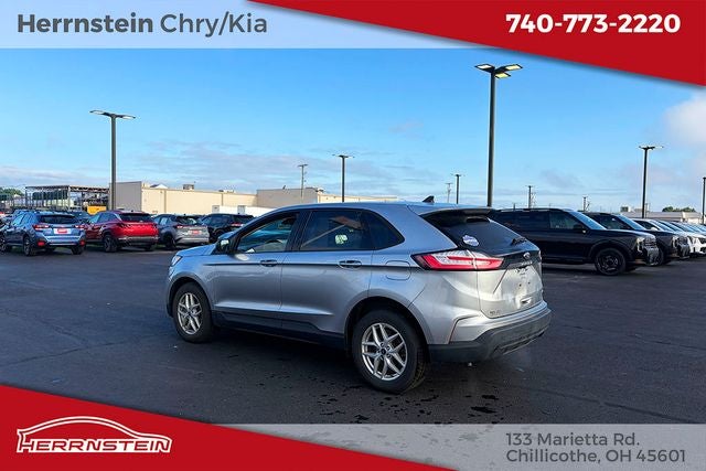 2022 Ford Edge SE