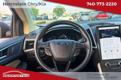 2022 Ford Edge SE