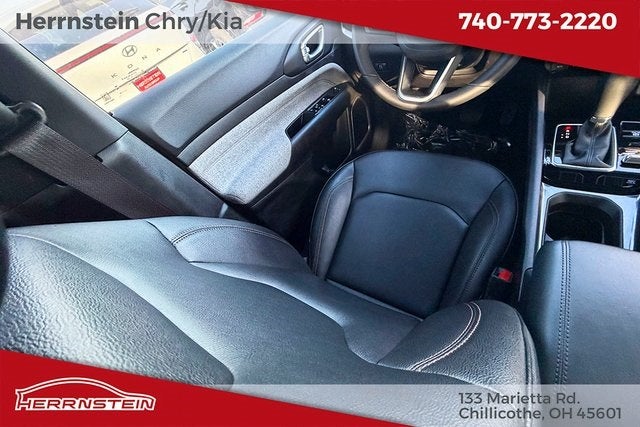 2024 Jeep Compass Latitude Lux FWD