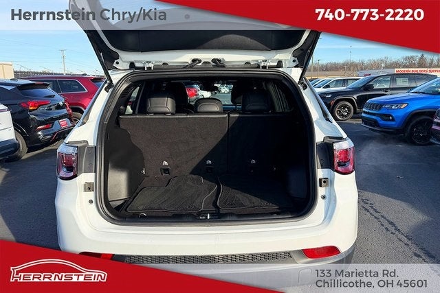 2024 Jeep Compass Latitude Lux FWD