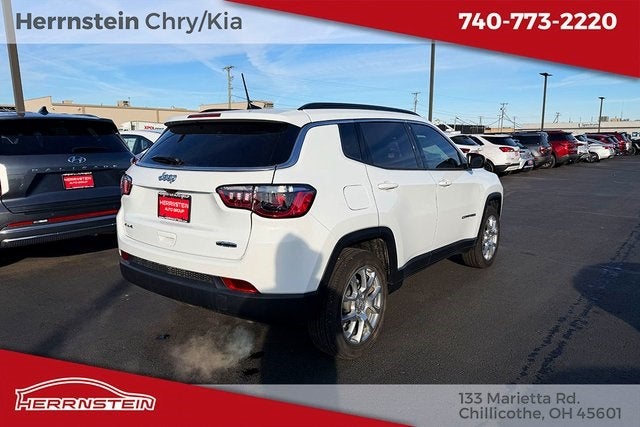 2024 Jeep Compass Latitude Lux FWD