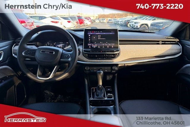 2024 Jeep Compass Latitude Lux FWD