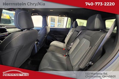 2026 Jeep Cherokee CHEROKEE LAREDO 4X4