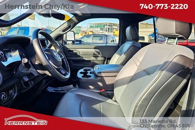 2025 RAM 3500 Tradesman Regular Cab 4x4 8' Box