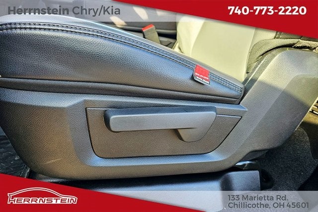 2025 RAM 3500 Tradesman Regular Cab 4x4 8' Box