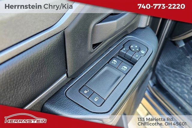 2025 RAM 3500 Tradesman Regular Cab 4x4 8' Box