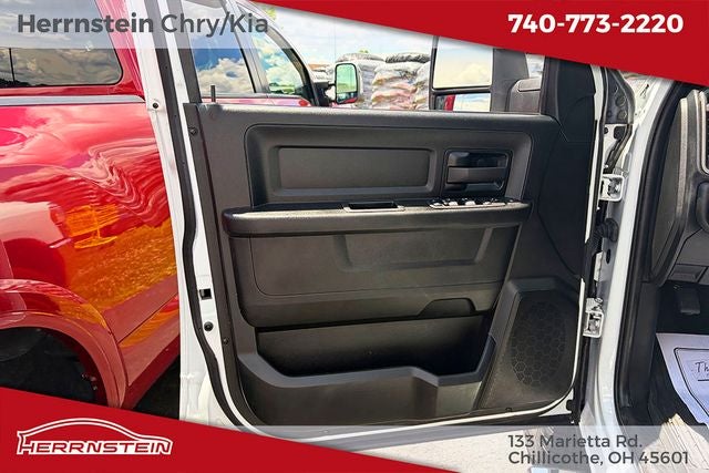 2024 RAM 3500 Tradesman Crew Cab 4x4 6'4' Box