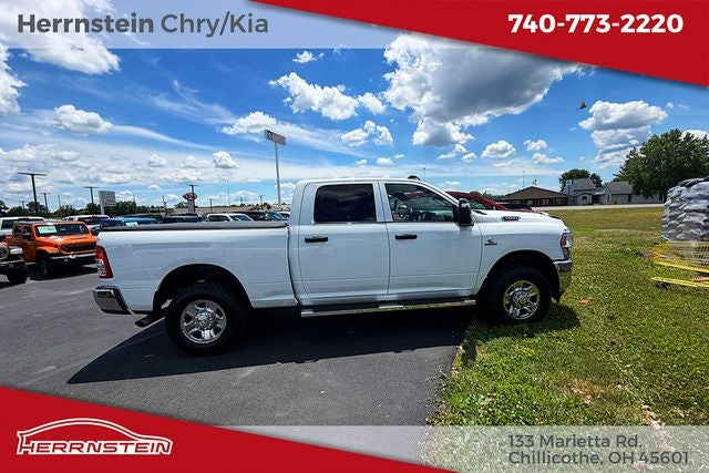 2024 RAM 3500 Tradesman Crew Cab 4x4 6'4' Box