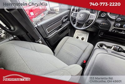 2024 RAM 3500 Big Horn Crew Cab 4x4 8' Box