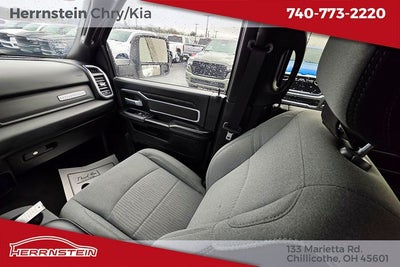 2024 RAM 3500 Big Horn Crew Cab 4x4 8' Box