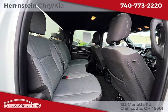 2024 RAM 3500 Big Horn Crew Cab 4x4 8' Box