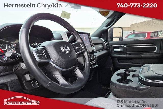 2024 RAM 3500 Big Horn Crew Cab 4x4 8' Box