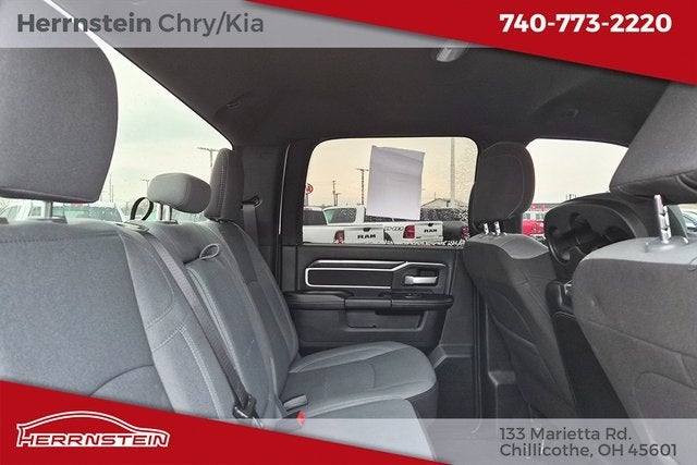 2024 RAM 3500 Big Horn Crew Cab 4x4 8' Box