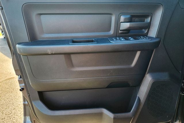 2027 RAM 2500 Base